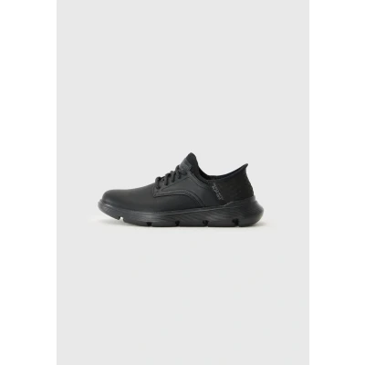 Abbildung von Skechers Herren Garza Gervin with Slip in Technology Mokassin, Schwarz, 39.5 EU Weit