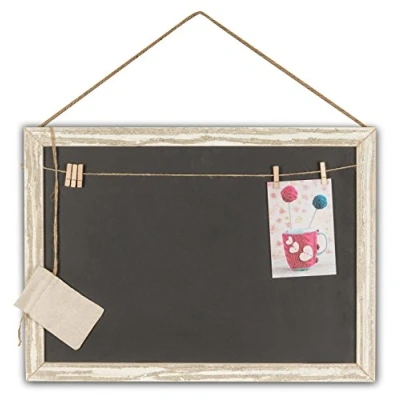Abbildung von levandeo Memotafel Memoboard 55x40cm Tafel Wandtafel aus Holz in weiß gewischt mit Klammern &amp; Kordeln zum Hängen Landhaus Vintage Shabby Kreide Kreidetafel Küchentafel Wäscheklammer