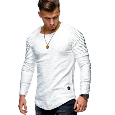 Abbildung von behype Sweatshirt &quot;LUSIEN&quot;, mit angesagter Biker Steppung