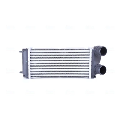 Abbildung von NISSENS 96718 Ladeluftkühler CITROËN: C4 I Grand Picasso, Picasso 1, PEUGEOT: 307 SW