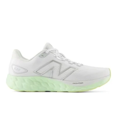 Abbildung von New Balance Fresh FOAM 680 V8 Laufschuh Straße, Damen, Größe: 37.5, White Schuhe