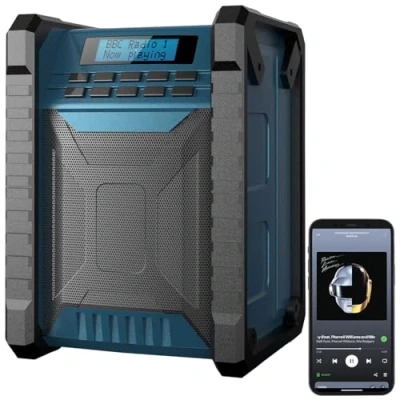 Abbildung von auvisio Lautsprecher, Bluetooth: Digitales DAB+/FM Baustellenradio, Bluetooth, 80 Watt, IP54, Akku (Outdoor Outdoor &amp; Baustellen Radio)