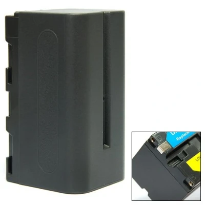 Abbildung von Ersatz Akku NP F750 mit 4400mAh Li ion ACCU F Serie für Yongnuo LED YN160 YN300 YN600 II YN160S YN1410 YN140 YN900 Kameralicht Videoleuchte