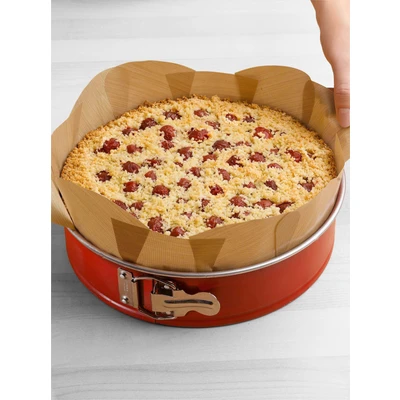 Abbildung von Maximex Antihaft Backform Zuschnitt rund, Wiederverwendbare Dauerbackfolie, Hitzebeständig bis 260C, Reißfest, Kein Anbacken mehr, Spülmaschinengeeignet, Für Backformen Ø 26cm, 40x0,1x35 cm