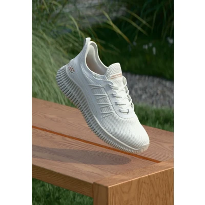 Abbildung von Skechers Slip On Sneaker &quot;BOBS GEO NEW AESTHETICS&quot;, Freizeitschuh, Schlupfschuh in veganer Verarbeitung