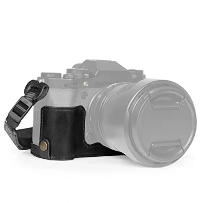 Abbildung von MegaGear Ever Ready Echtleder Halbkameratasche kompatibel mit Fujifilm X T5 (Schwarz)