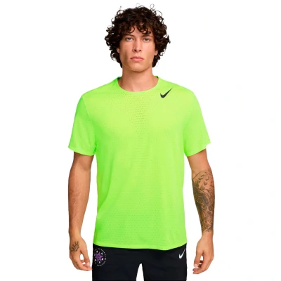 Abbildung von Aeroswift Dri Fit ADV Kurzarm Laufoberteil L