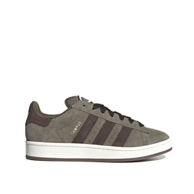 Abbildung von adidas Originals Campus 00S Skateschuh, Größe: 43 1/3, Olive strata/dark brown/footwear white Veloursleder