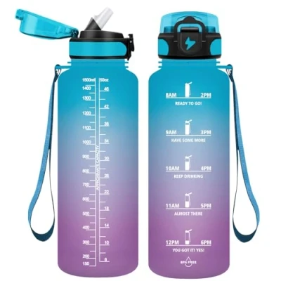 Abbildung von Vikaster 1.5l Trinkflasche mit Strohhalm, BPA frei 1500ml Auslaufsicher Kunststoff Wasserflasche, für Yoga, Reisen, Fitness, Wandern, Outdoor