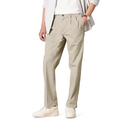 Abbildung von Amazon Essentials Herren Knitterfreie Chinohose mit klassischer Passform und Bügelfalte (erhältlich in Big &amp; Tall), Khakibraun, 34W / 30L