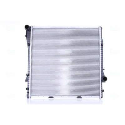 Abbildung von NISSENS 60788A Kühler, Motorkühlung Aluminium 590 589 26 Kühlrippen gelötet BMW: X5