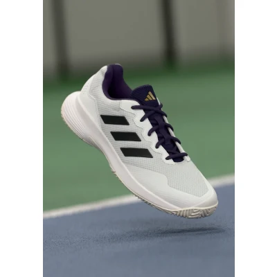 Abbildung von adidas Herren Gamecourt 2.0 Tennis Shoes Tennisschuhe, core White/core Black/Aurora Plum, 40 2/3 EU