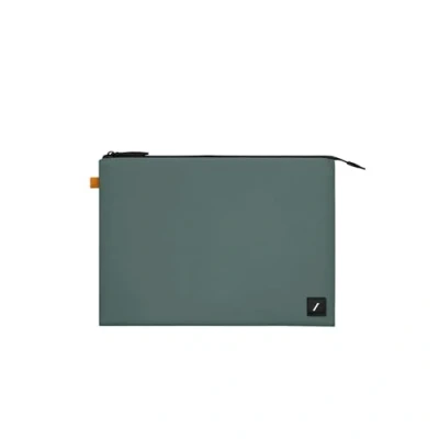 Abbildung von Native Union W.F.A MacBook 13 Hülle Minimalistische schlanke aus recycelten Materialien mit 360 Grad Schutz kompatibel Air (2018 2020), Pro (2016 2022 M2) Schiefergrün