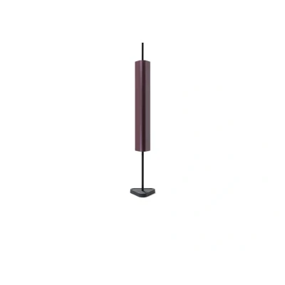 Abbildung von FLOS LED Tischleuchte Emi, dunkelrot, dimmbar, Höhe 114 cm