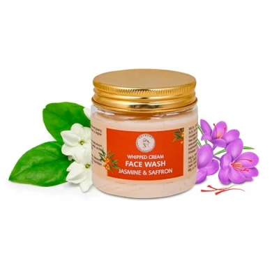 Abbildung von AATMANA Face Wash Jasmine &amp; Saffron Hydrating for Sensitive Skin, Removes Makeup Gently Cleanses Without Over Drying 100 Grams