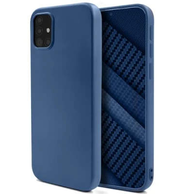 Abbildung von Moozy Lifestyle. Hülle für Samsung A51, Mitternachtsblau Silikon Handyhülle Schutzhülle mit Mattem Finish und Weichem Mikrofaserfutter