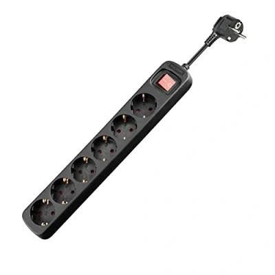 Abbildung von Goobay 51290 Steckdosenleiste mit Schalter / Mehrfachsteckdosenleiste 6 Steckdosen Schutzkontaktsteckdosen Berührungsschutz 3500 W 16 A 230 V Kabellänge 1,5m