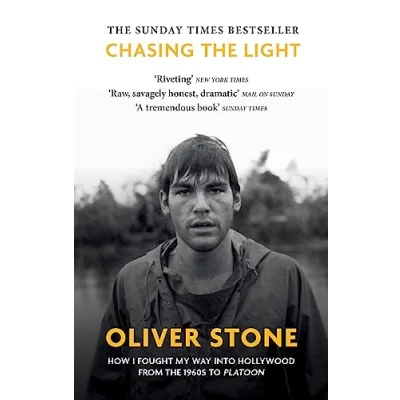 Abbildung von Chasing THE Light: How I Fought My Way into Hollywood SUNDAY TIMES BESTSELLER
