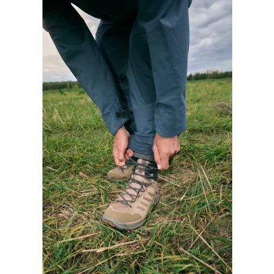 Abbildung von Lowa Innovo GTX MID Hikingschuh, Herren, Größe: 41.5, Dune/grau Schuhe