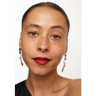 Abbildung von bareminerals Mineralist Comfort Matte Liquid Lipcolor Flüssiger Lippenstift cool mid tone rose passionate, Größe: 3.7 ml