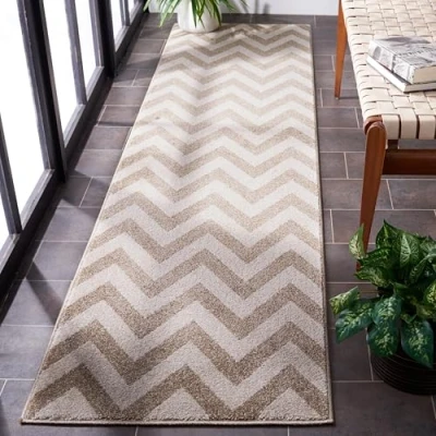 Abbildung von SAFAVIEH Geometrisch Teppich für Wohnzimmer, Esszimmer, Schlafzimmer Amherst Collection, Kurzer Flor, Weizen und Beige, 69 X 213 cm