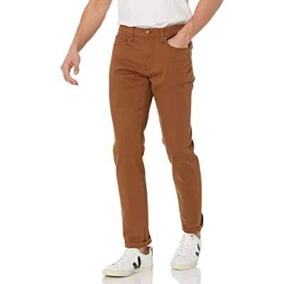 Abbildung von Amazon Essentials Herren Slim Fit Jeans, Dunkles Khakibraun, 33W / 30L