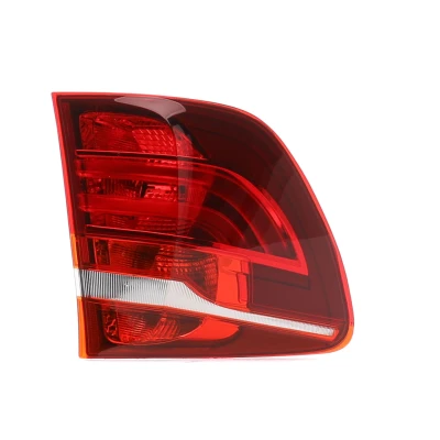Abbildung von TYC 11 12056 16 9 Rückleuchte links äusserer Teil LED mit Lampenträger, BMW: X3