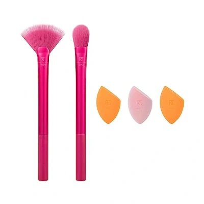 Abbildung von Real Techniques Limited Edition Starlite Nights Brush + Sponge Kit, Makeup &amp; Blending Set, For Concealer, Foundation, Powder, Matte or Dewy Skin, 5 Piece Gift Set