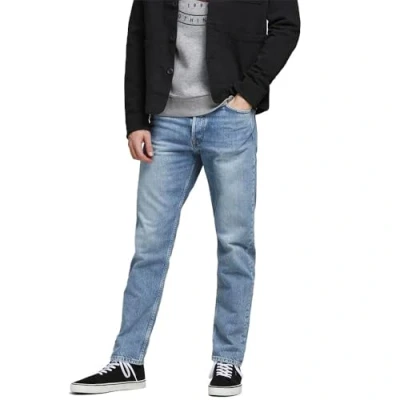 Abbildung von JACK &amp; JONES Male Relaxed Fit Jeans Plus JJICHRIS JJORIGNIAL AKM 920 NOOS PLS