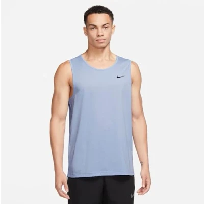 Abbildung von Nike Dri fit Hyverse T Shirt 479 S