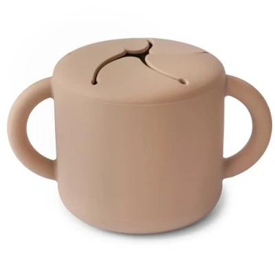 Abbildung von mushie Snackbecher Silikon Kinder Brotdose für Unterwegs Auslaufsicher &amp; Spülmaschinenfest Leicht zu halten Kleinkinder Hochwertige Langlebige Erstausstattung Babys Natural