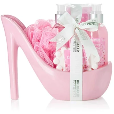 Abbildung von BRUBAKER Hautreinigungs Set Bade und Dusch für Frauen, 6 tlg., Luxus Geschenkset in Keramik Stiletto, Badeset mit Kirschblüten Duft, Damen Pflegeset Wellness
