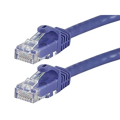 Abbildung von Monoprice Cat6 Ethernet Patchkabel RJ45, Litze, 550 MHz, UTP, reiner blanker Kupferdraht, 24 AWG, 15 m, Violett Flexboot Serie