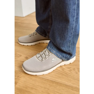 Abbildung von Skechers Sport Summits Sneaker low taupe, Herren, Größe: 48.5, Taupe Schuhe