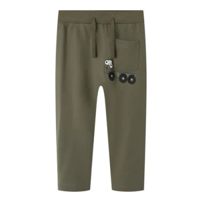 Abbildung von NAME IT Jungen Nmmnutraktor Pant Bru Box Sweathose, Tea Leaf, 110 EU