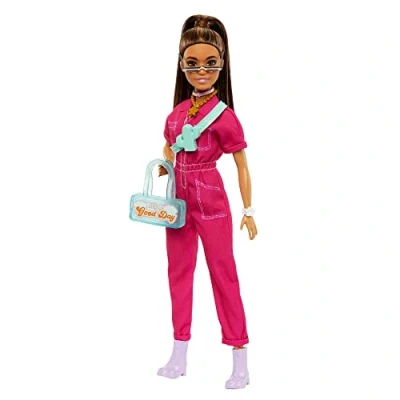 Abbildung von Mattel Puppe brünett mit rosa Latzhose