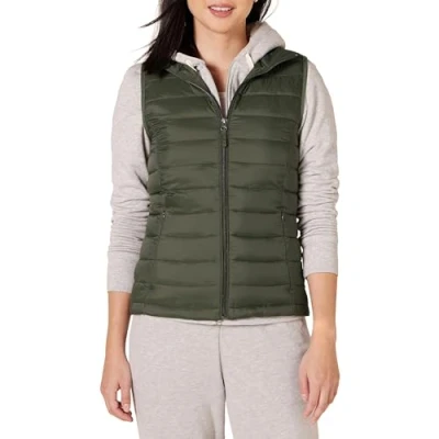 Abbildung von Amazon Essentials Damen Leichte, Wasserbeständige Pufferweste, Verstaubar, Olivgrün, XS