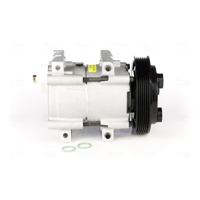 Abbildung von NISSENS 89190 Kompressor FS10 154 12 PAG 46 R 134a FORD: Puma, KA Schrägheck