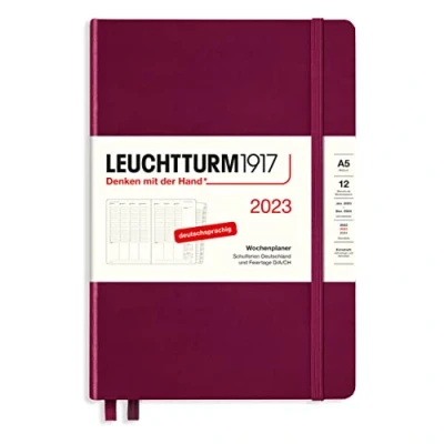 Abbildung von LEUCHTTURM1917 365774 Wochenplaner Medium (A5) 2023, 12 Monate, Port Red, Deutsch