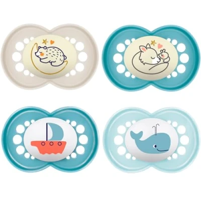 Abbildung von MAM Day &amp; Night Silikon Schnuller 16 + // 4er Set inkl. 2 Sterilisiertrasportboxen