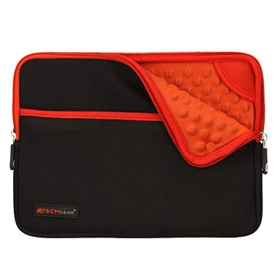 Abbildung von TECHGEAR Sentinel Pro Sleeve (10) Neoprenhülle mit Reißverschluss, schmal, Anti Shock Luftpolsterung Innen, iPad Serie rot