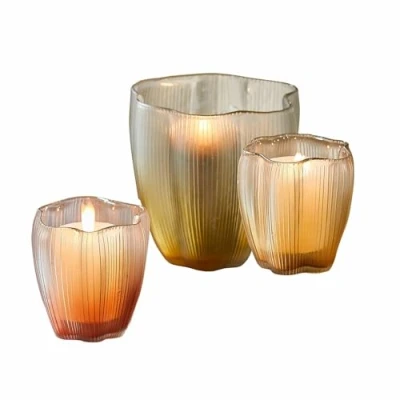 Abbildung von Loberon Windlicht 3er Set Antoinelle, Verschiedene Größen, Mundgeblasen, Blumenform mit Relief, Harmonische Farbtöne, Kerzenhalter, Dekoration, Glas, bunt