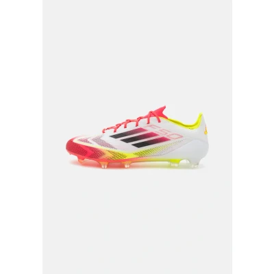 Abbildung von adidas Performance F50 Elite FIRM Ground Fußballschuh Nocken, Herren, Größe: 39 1/3, Footwear white/core black/solar yellow Schuhe