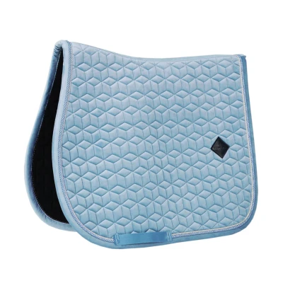 Abbildung von Kentucky Horsewear Samt Satteldecke Schabracke Springen Hellblau