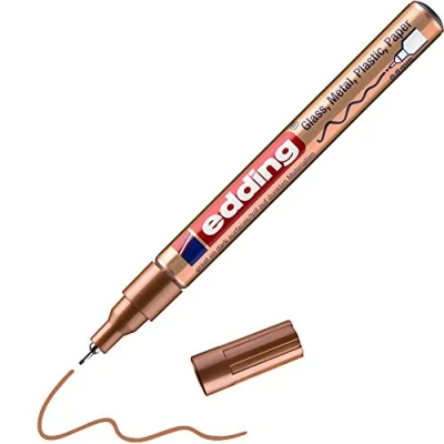 Abbildung von edding 780 Glanzlackmarker kupfer Packung mit 1 Lackmarker extra feine Rundspitze 0,8 mm Lackstift für Glas, Stein, Holz, Kunststoff und Papier wasserfest, stark deckend, sehr dünn