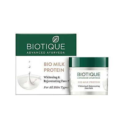 Abbildung von Biotique Bio Milchprotein Whitening &amp; Rejuvenating Face Pack für alle Hauttypen, 50G