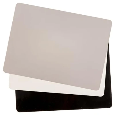 Abbildung von Baker Ross FN055 Silikonmatten 3er Pack, Schneidematten für Kunst und Handwerk Tischschutz