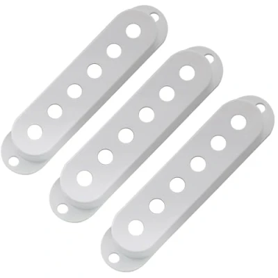 Abbildung von Musiclily Pro Kunststoff Gitarren Single Coil Tonabnehmer Abdeckungen Pickup Covers für USA/Mexico Strat E Gitarre, Weiß(3er Set)