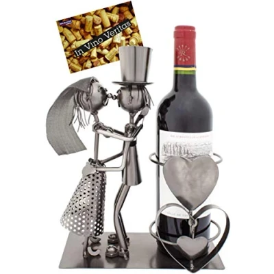 Abbildung von BRUBAKER Weinflaschenhalter Hochzeitspaar Flaschenhalter, (inklusive Grußkarte), Metall Skulptur, Wein Geschenk Hochzeit, Weinhalter