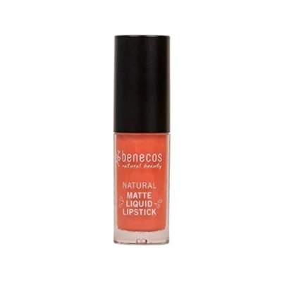 Abbildung von benecos Biokosmetik Matte Liquid Lipstick hochpigmentiert mit Carnaubawachs talkfrei vegan coral kiss
